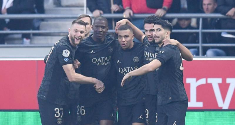  - PSG : Kylian Mbappé sur la scène de l'Olympia après son triplé à Reims