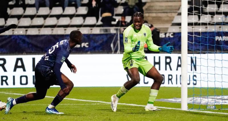  - Paris FC : la triple parade de Nkambadio contre Bastia en vidéo