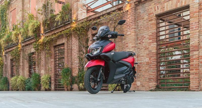  - Yamaha se lance dans la cuisine fusion avec un scooter hybride