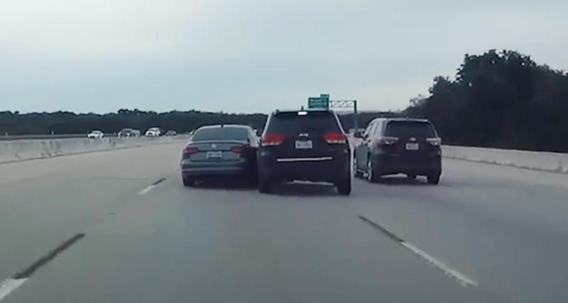  - VIDEO - Ce SUV vient se frotter à un automobiliste à fort caractère, cela se solde par un carambolage impressionnant