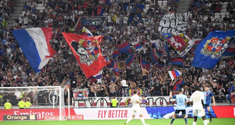  - OL - Lille : l'hommage des supporters lyonnais à Gérard Collomb