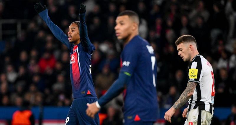  - PSG - Newcastle : Daniel Riolo dérape et fracasse un Parisien !