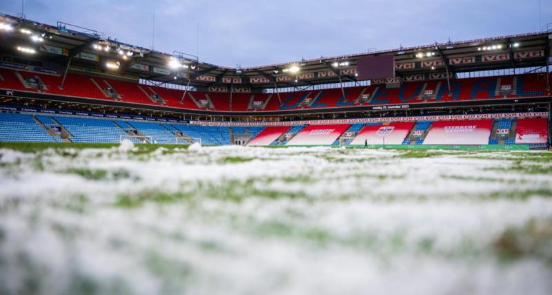  - C4 : un match arrêté à cause de jets de boules de neige !