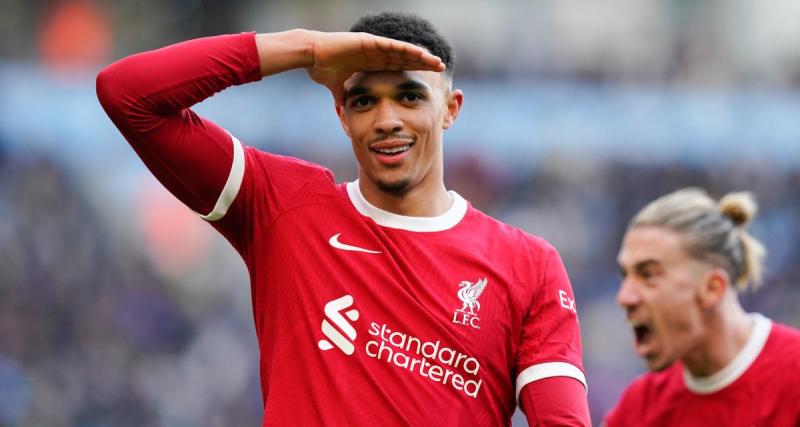  - Liverpool : le coup-franc hors du commun d'Alexander-Arnold (vidéo)