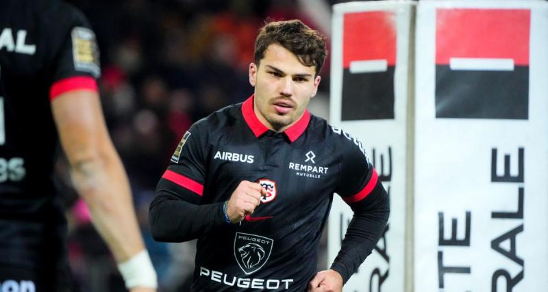  - Stade Toulousain : Antoine Dupont tancé par un ancien sélectionneur des Bleus suite à sa méforme depuis son retour en Top 14