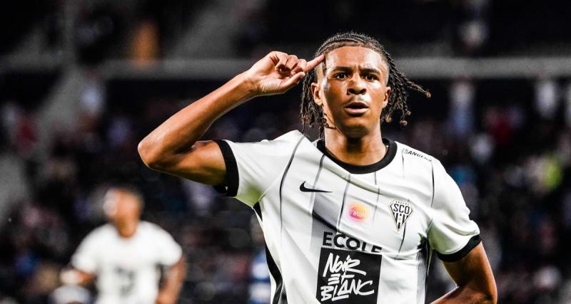 - Angers : Jean-Mattéo Bahoya prolonge jusqu'en 2026 (off)
