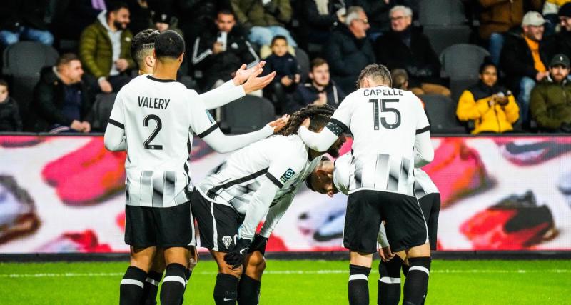  - Angers nouveau leader, l'ASSE et Bordeaux s'inclinent encore...Les résultats du soir en Ligue 2 !