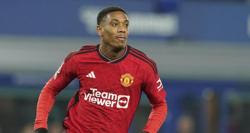  - Manchester United : un international français se fait allumer par une légende des Red Devils 