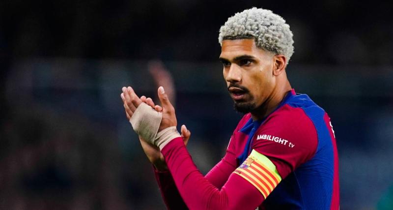  - Barça : le Bayern Munich ne lâche pas Ronald Araujo ! 