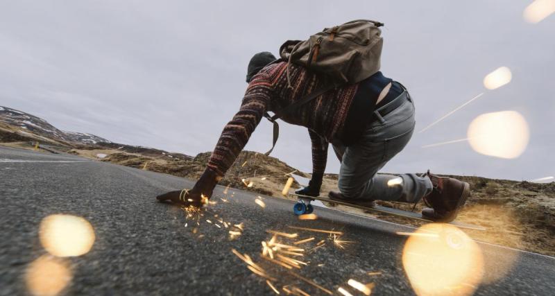  - Les images complètement dingues d'une descente en skate sur les routes californiennes