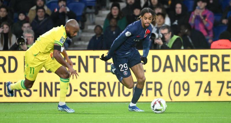  - Le PSG s'en remet à Barcola pour mener au score contre Nantes