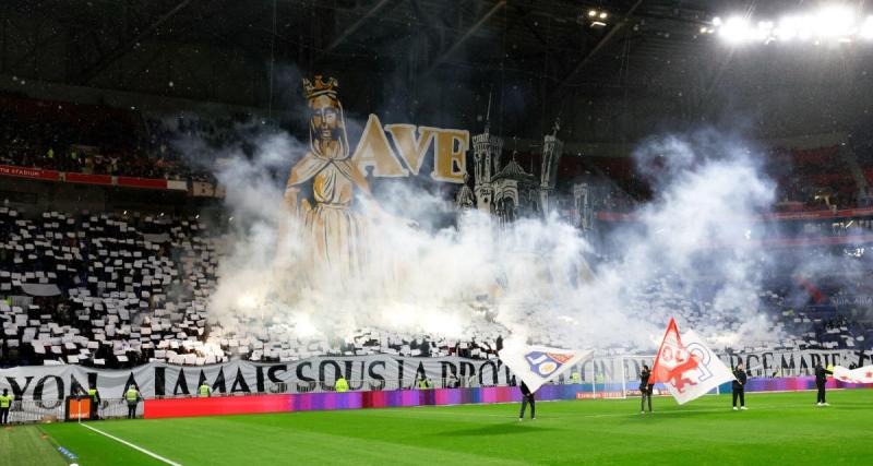  - OL - Toulouse : les banderoles fracassantes du public lyonnais