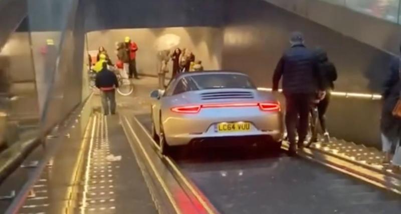  - Mais comment cette Porsche s’est retrouvée coincée dans des escaliers ?