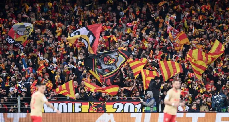  - Lens – Séville : la banderole cinglante contre Darmanin et les autorités