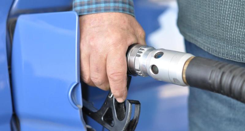  - Coup de tonnerre pour le chèque carburant, le gouvernement fait machine arrière