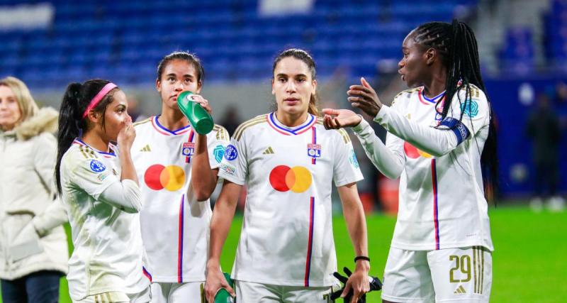  - OL (F) : le groupe pour le déplacement à Fleury, Bacha et Le Sommer absentes