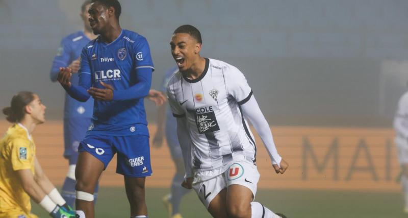  - Ligue 2 : Angers est leader, Laval tenu en échec… Tous les résultats de la 18e journée ! 