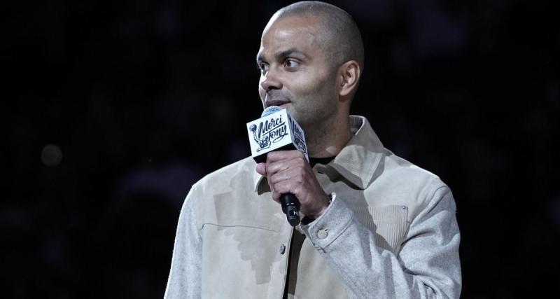  - San Antonio : quand les Spurs ratent totalement leur hommage à Tony Parker avec un choix de musique étrange 