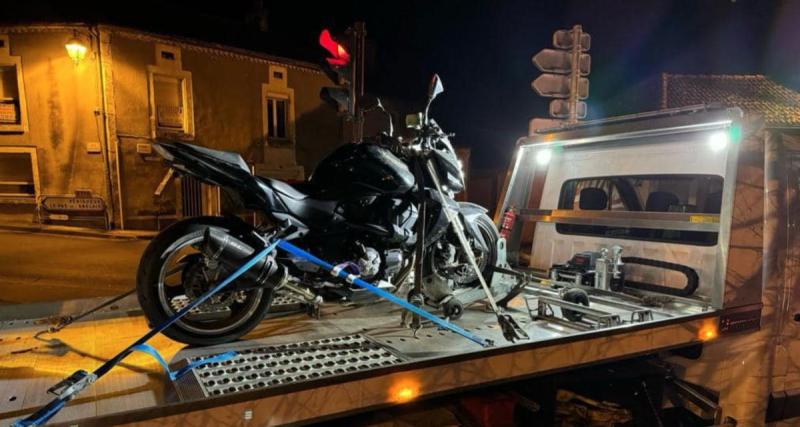  - À 193 km/h en moto, chargé d’un sac rempli de cadeaux, non les gendarmes n'ont pas arrêté le Père Noël