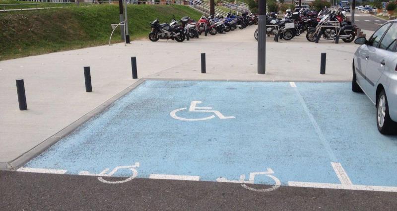  - Une conductrice handicapée verbalisée sans raison pour mauvais stationnement