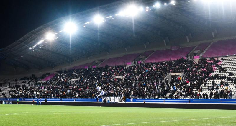  - Versailles - Red Star : des centaines de spectateurs bloqués devant le stade