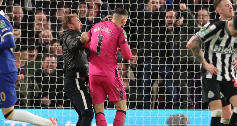  - Chelsea – Newcastle : un fan des Blues s’est attaqué à Dubravka