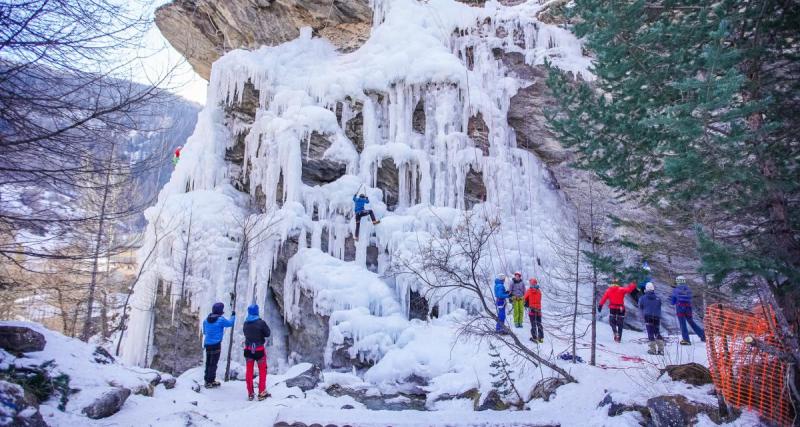  - Voici 5 bonnes raisons de ne pas manquer l'Ice Climbing