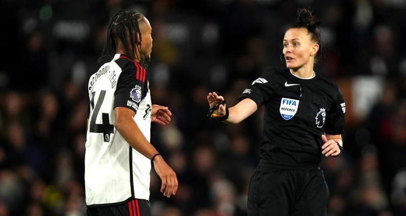  - Premier League : Rebecca Welch devient la première femme à diriger une rencontre dans l’élite