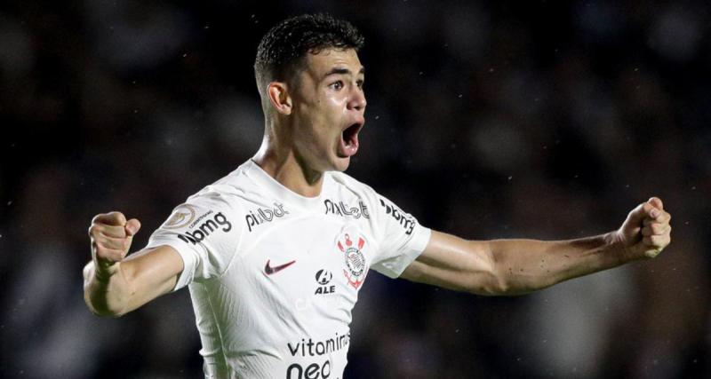  - PSG : Moscardo calme les rumeurs de départ pour la France