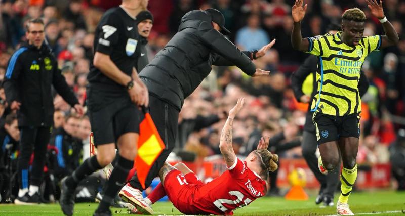  - Liverpool : Tsimikas gravement blessé après avoir percuté Klopp ?