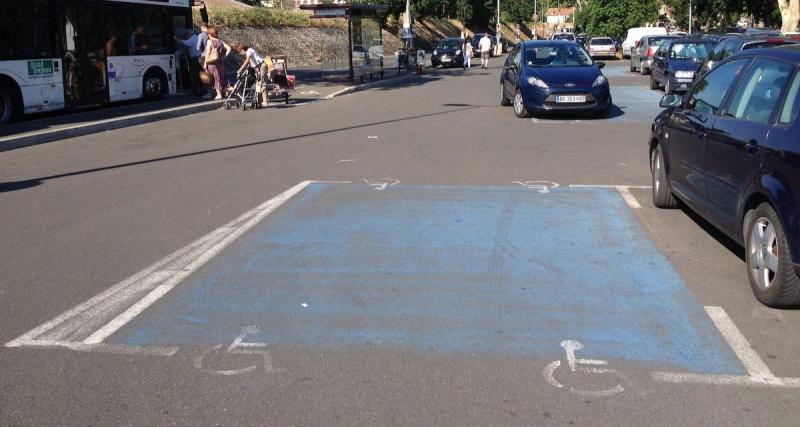  - Stationnement payant : une association dézingue les communes qui l'appliquent