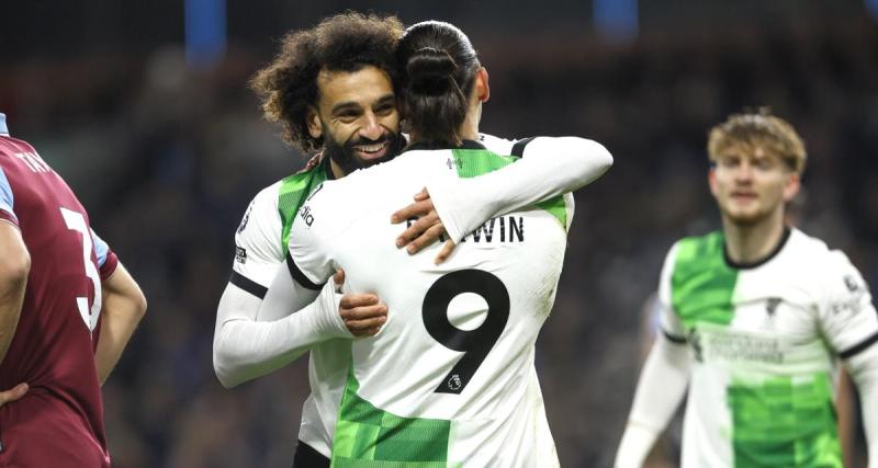  - 🚨 Liverpool s'impose à Burnley et prend provisoirement la tête de la Premier League !