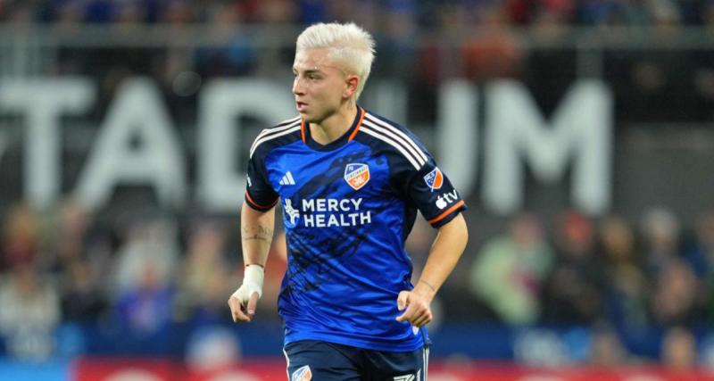  - RC Lens - Mercato : un géant européen à l'agonie débarque sur Alvaro Barrea