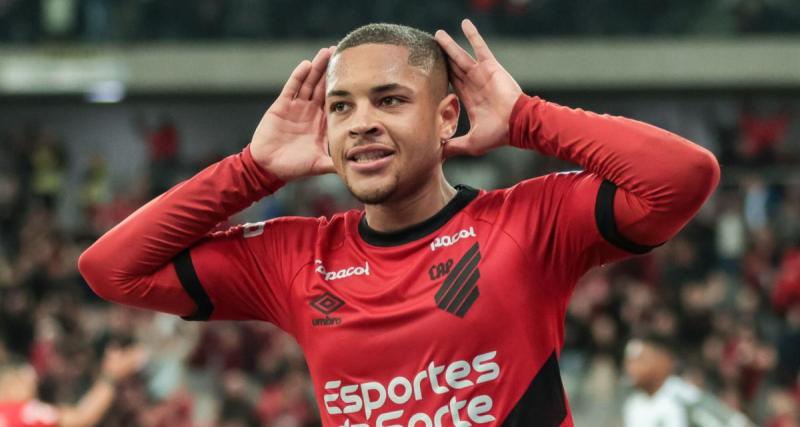  - FC Barcelone : Vitor Roque fait une première promesse aux supporters