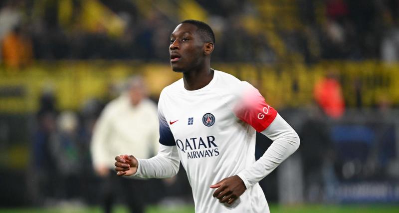  - PSG : ses débuts à Paris, sa relation avec Mbappé et Dembélé, l’éclosion de Zaïre-Emery… Les confessions de Kolo Muani ! 