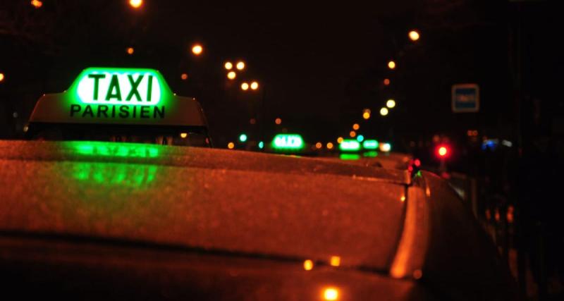  - Pointés du doigt par un ministre, les chauffeurs de taxi en colère