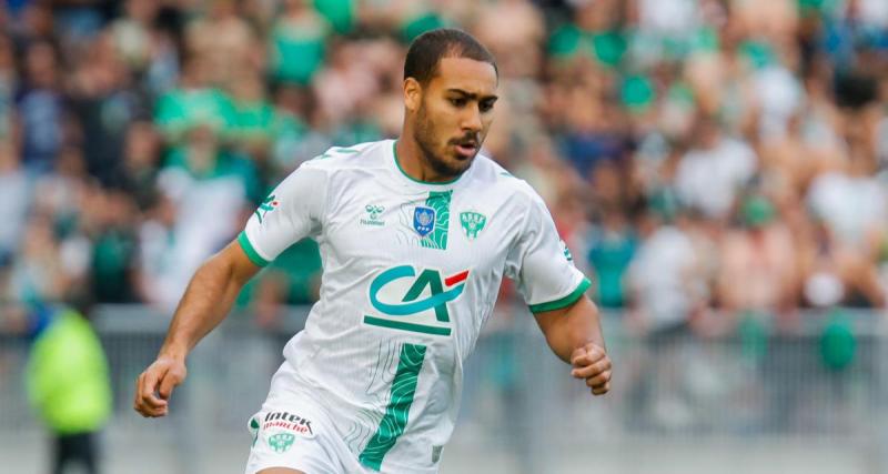  - ASSE : Maçon tend la main aux supporters