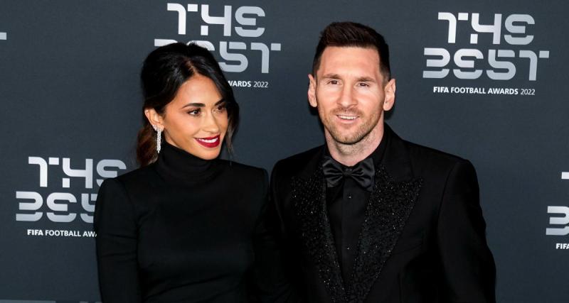  - Antonela Roccuzzo pose en bikini pour aider la sœur de Lionel Messi
