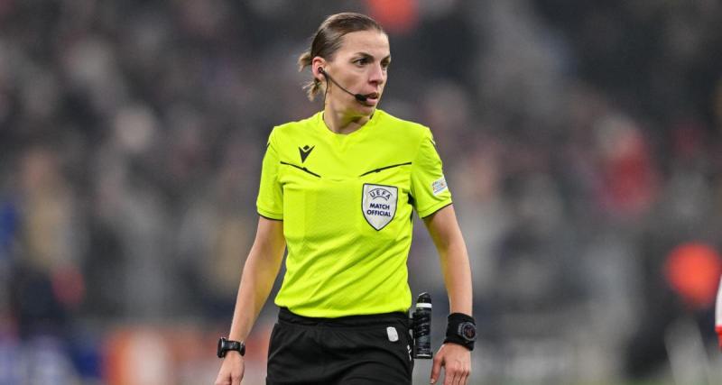  - Stéphanie Frappart élue meilleure arbitre féminine du monde pour la cinquième année consécutive 
