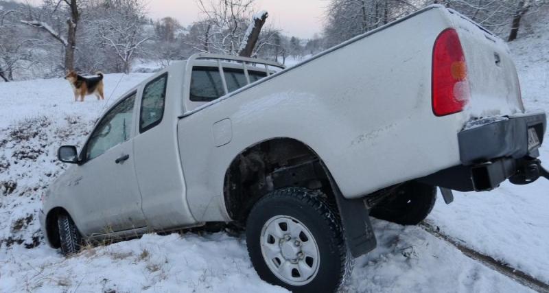  - Neige, verglas, les Français galèrent sur les routes, avec de nombreux accidents