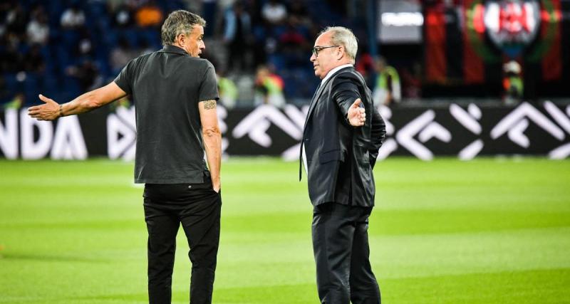  - PSG : le club de la capitale en quête d’un défenseur central 
