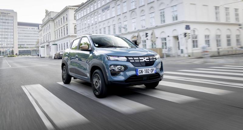  - La Dacia Spring a moitié prix grâce un généreux bonus, mais pas chez nous !