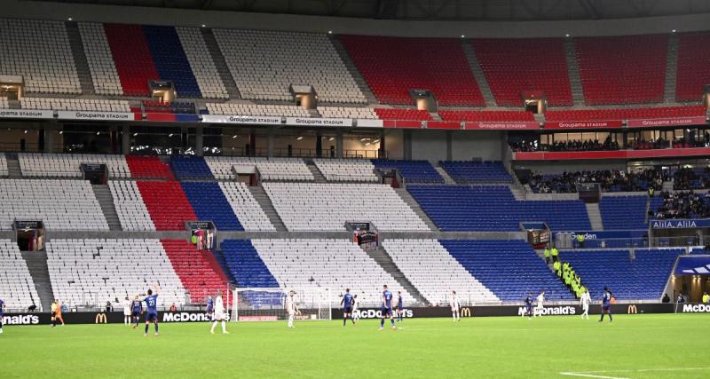  - OL : la pelouse du Groupama Stadium de nouveau changée