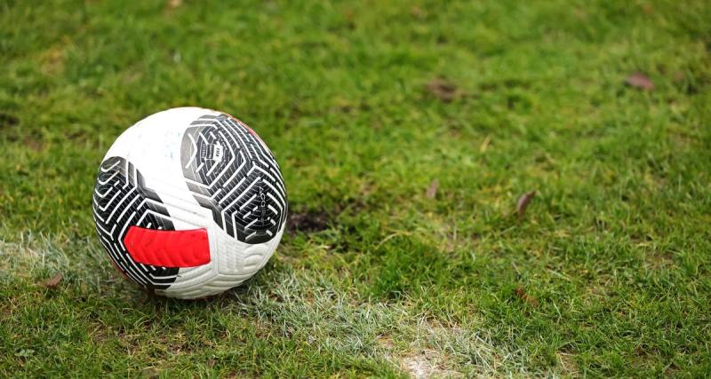  - Amical : un match arrêté après 20mins… à cause de la dangerosité du terrain