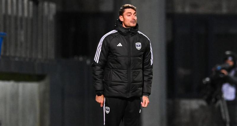  - Bordeaux : Albert Riera "comprend" la situation financière difficile du club