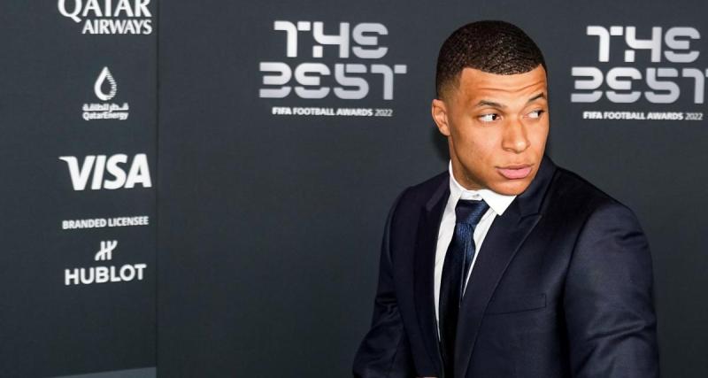  - FIFA-The Best : Kylian Mbappé a aidé Lionel Messi à remporter le trophée