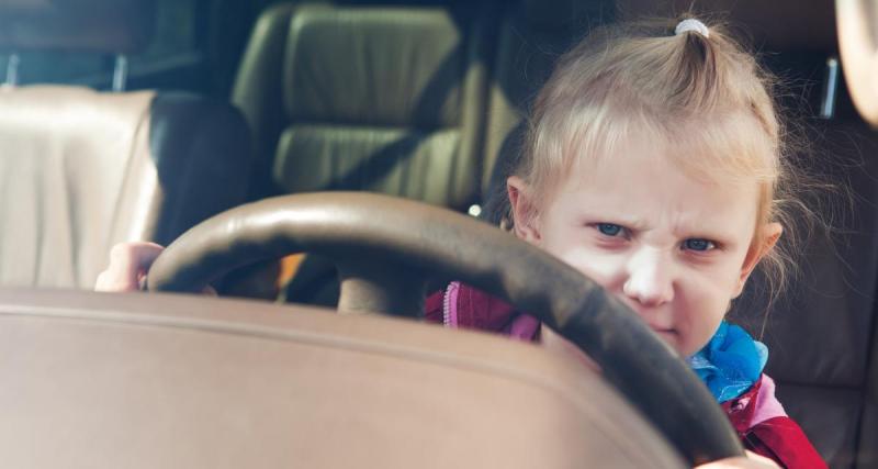  - Sortie de route dans le Tarn-et-Garonne : la petite fille de 6 ans avait pris le volant pour son père complètement ivre