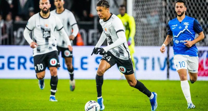  - Angers : un cador de Bundesliga proche d'enrôler Bahoya ?
