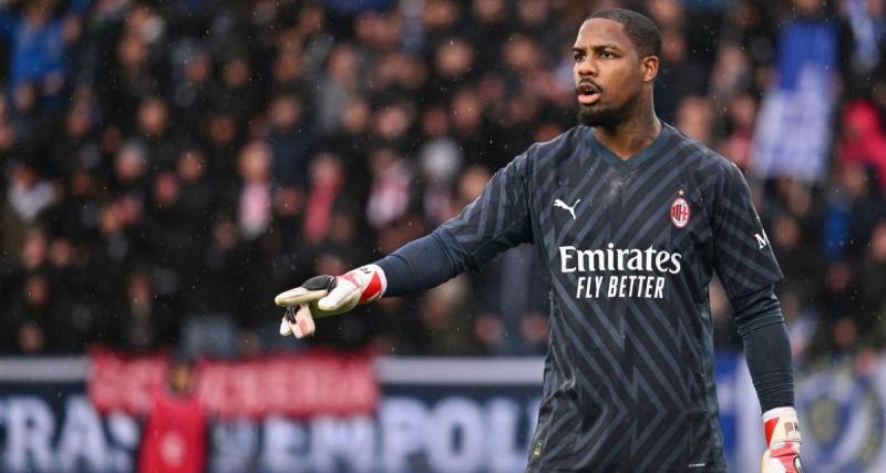  - "Rien n'a changé" : victime de cris racistes, Mike Maignan pointe du doigt la responsabilité des spectateurs, des clubs et des instances