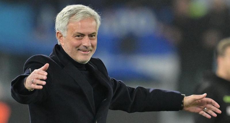  - FC Barcelone Mercato : Mourinho s'amuse de la rumeur Barça